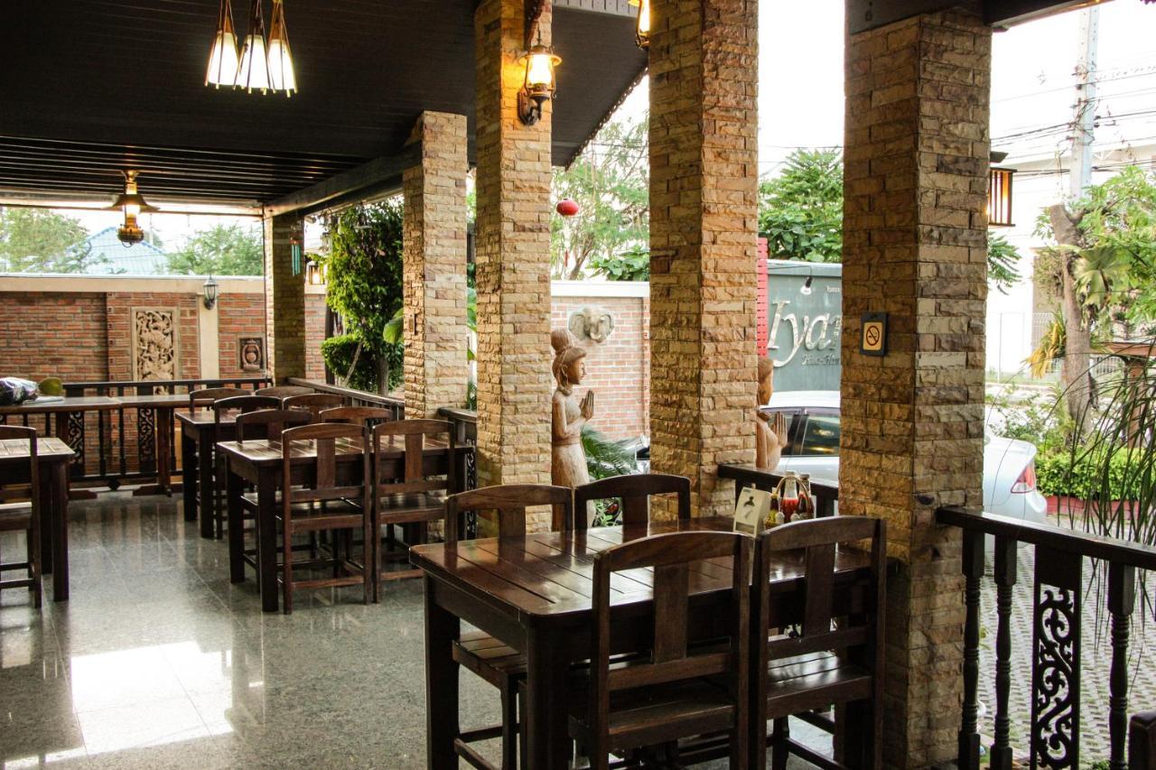 Iyara Hua Hin Lodge Ngoại thất bức ảnh